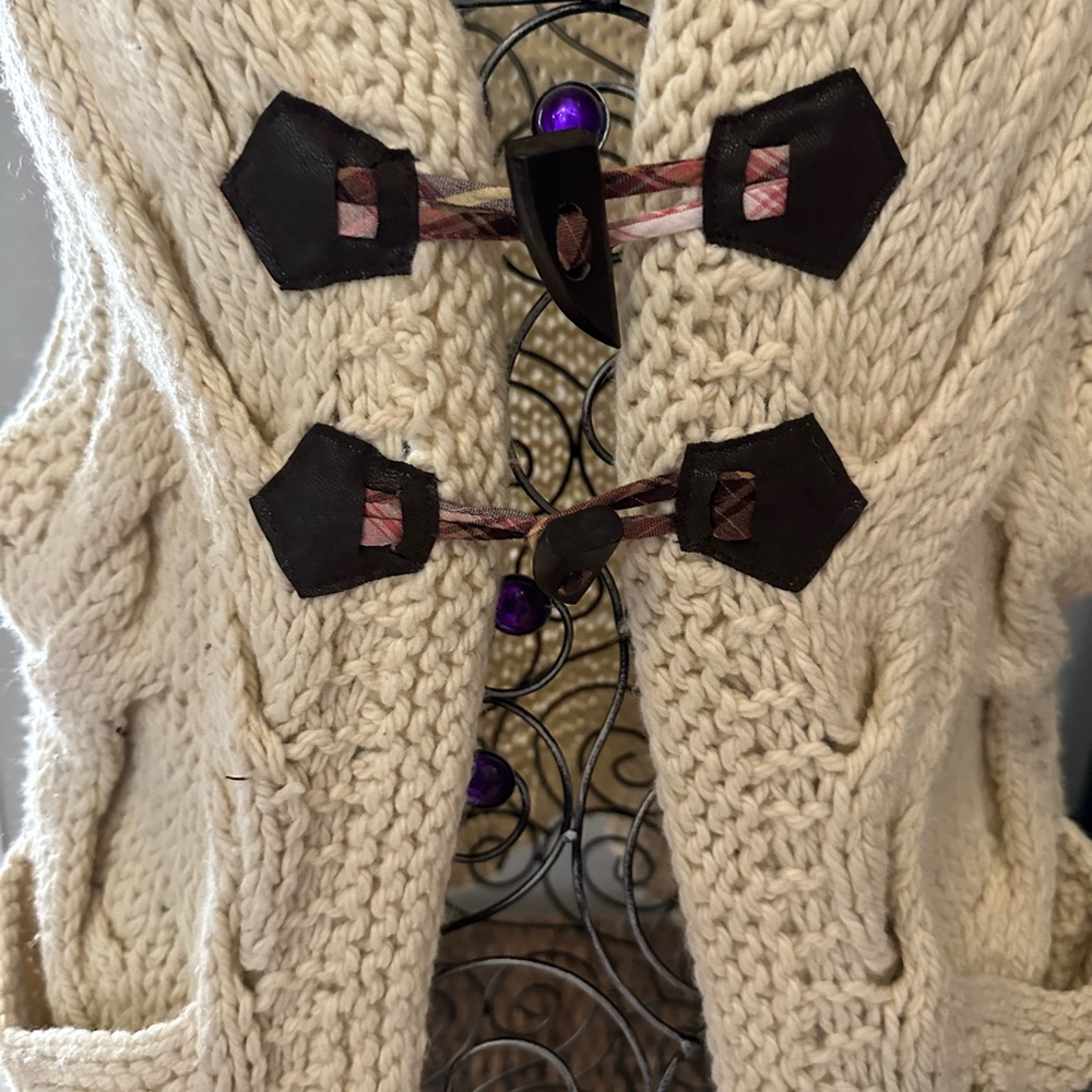 Free People Cable Knit Hooded Sweater Vest Women Size M Hiking Cabin Western - Picture 2 of 9